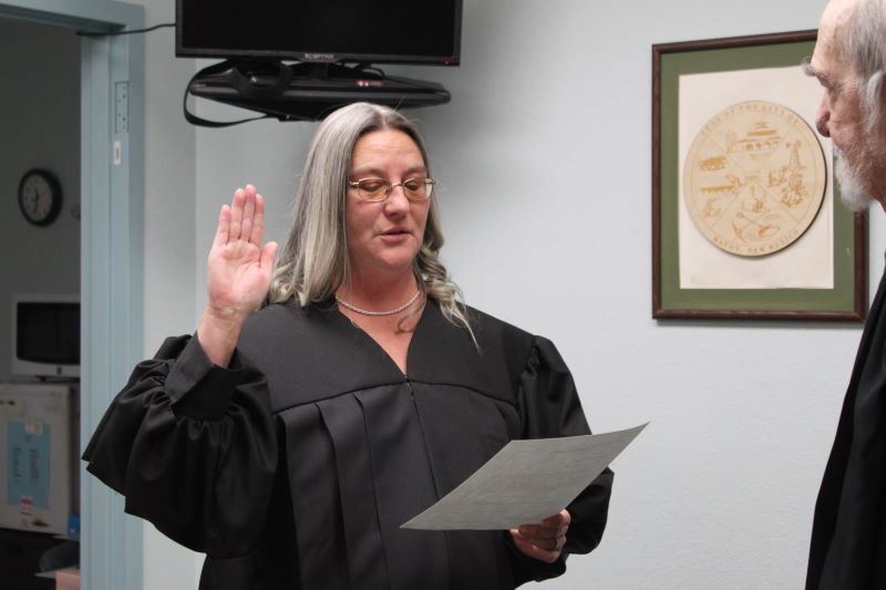 Judge Piancino taking the oath