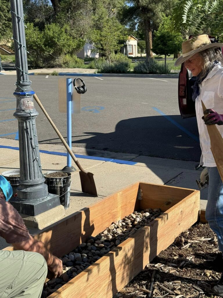 Rotary Club Post Office Beautification