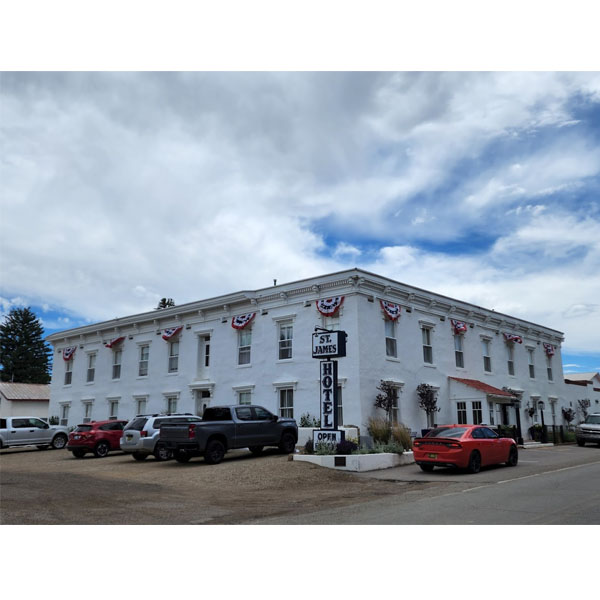 Historic St. James Hotel in Cimarron to Close